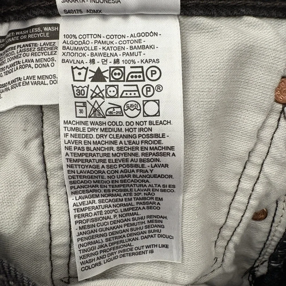 LEVI'S 501 Jeans Men's Size 40x32 Black Button‎ Fly Denim Pants